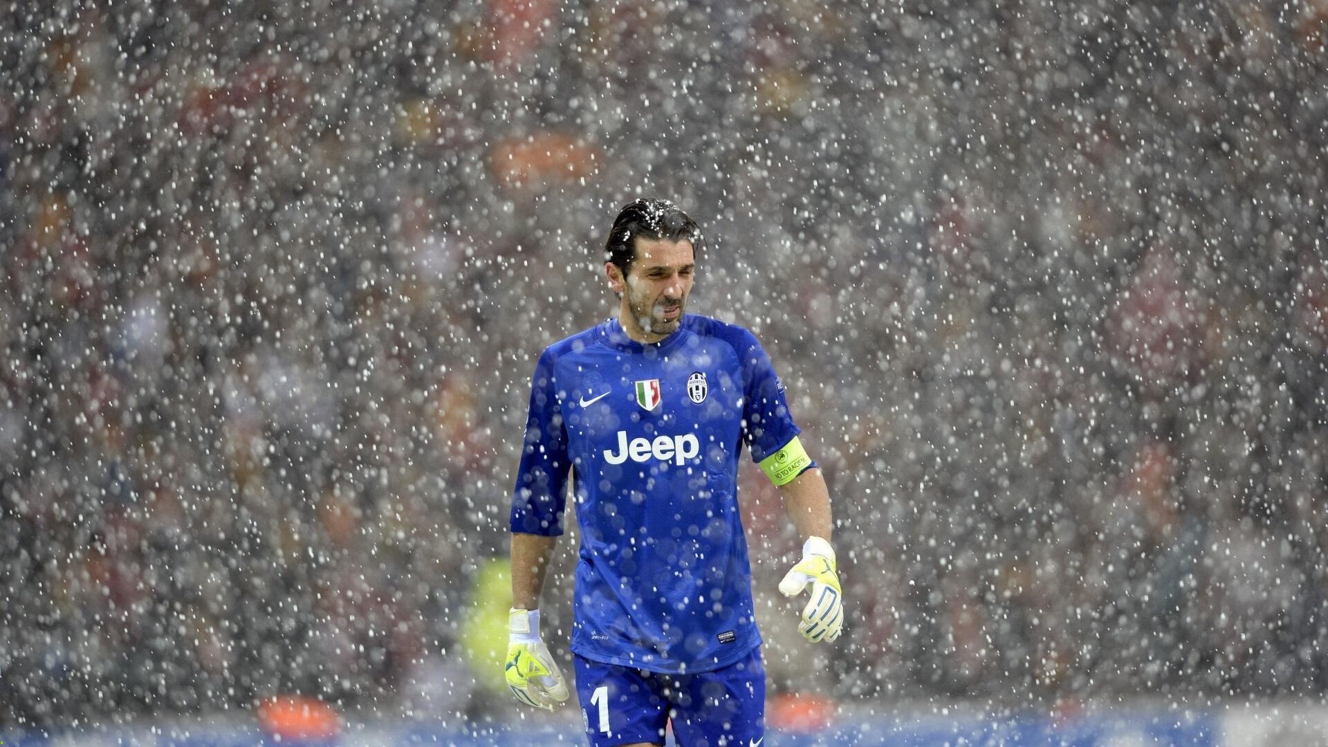 F1大奖赛西班牙站，维斯塔潘强势夺冠，法拉利策略失误痛失领奖台